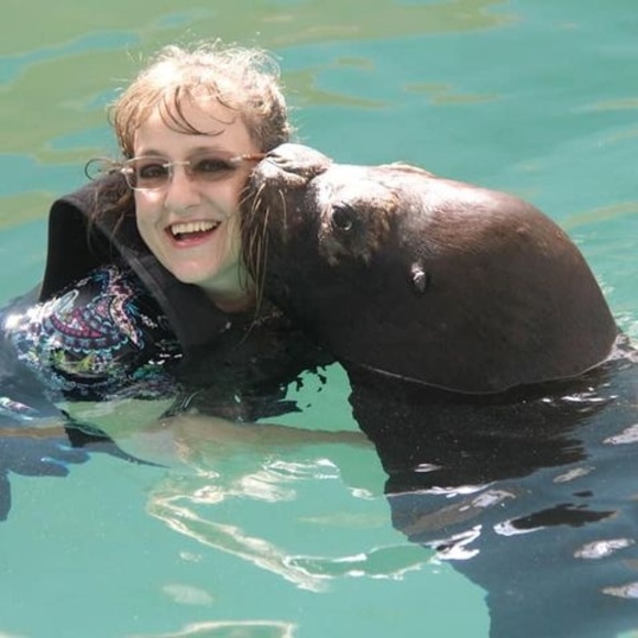 Meet your Posher, Ginger - Picture 1 of 1